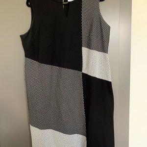 Color block sheath dress